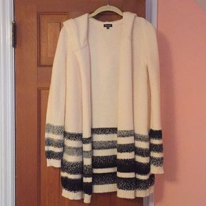 Splendid hooded cardigan with pockets